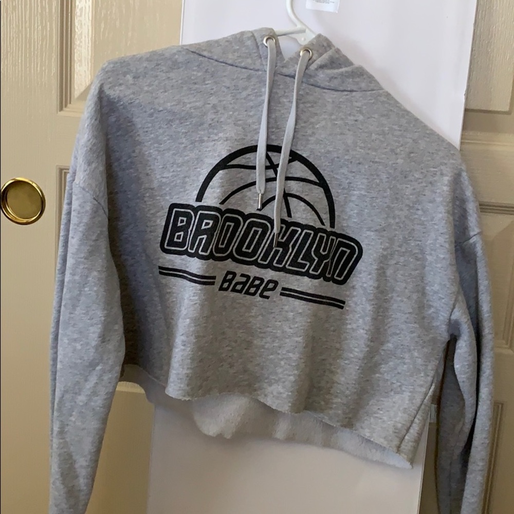 Cropped hoodie